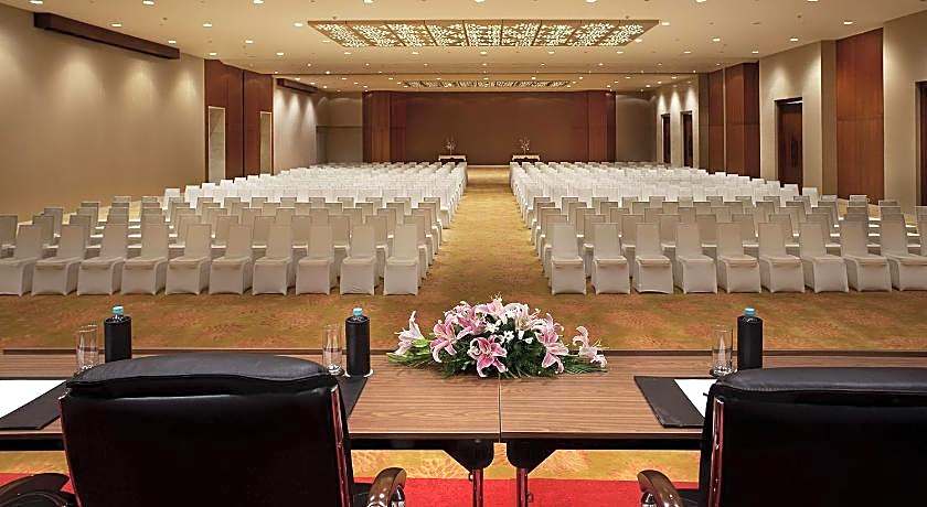 Hotel Novotel Visakhapatnam Varun Beach - - An AccorHotels Brand