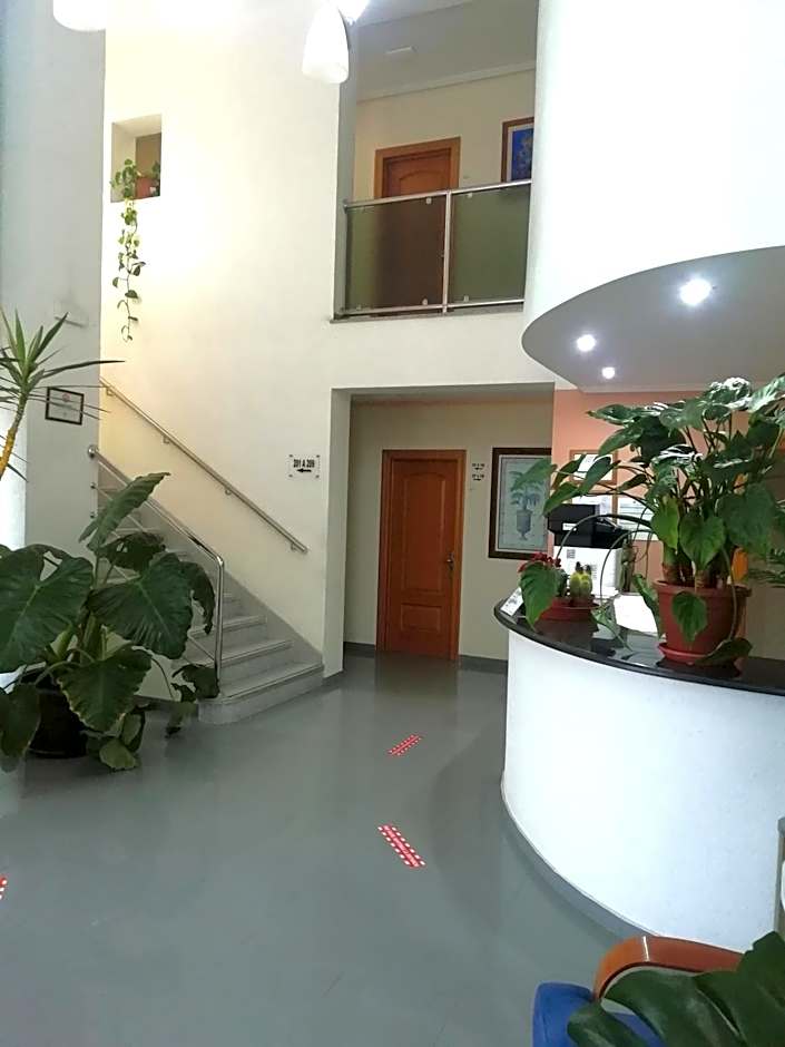 Bayo Lirola Hotel Balisa