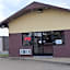 Holiday Lodge & Suites