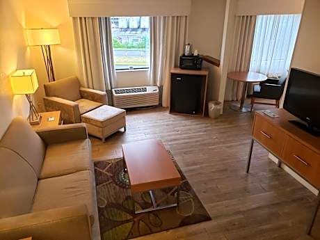 Queen Suite