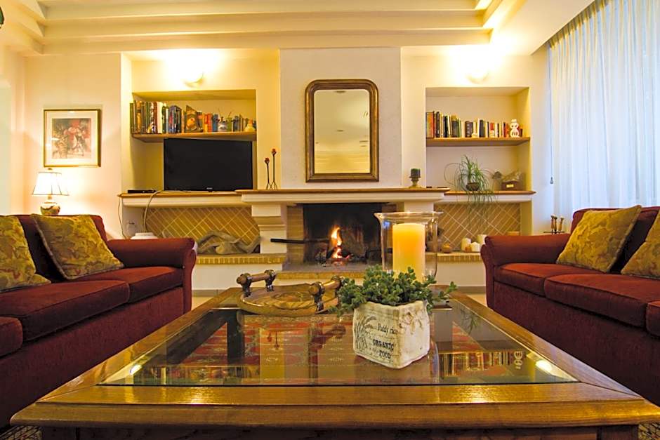 Green Hill Hotel