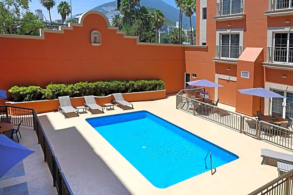 Holiday Inn Express Monterrey Galerias-San Jeronimo By IHG