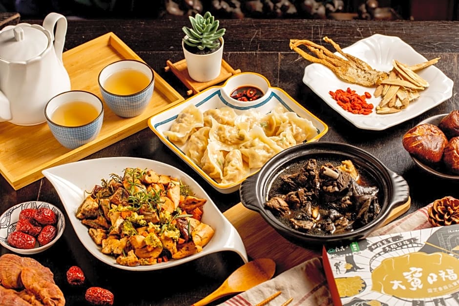 Taiwan Reishi Expert Bed and Breakfast