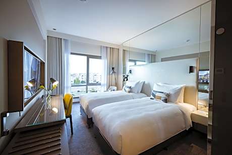 Centro Room - Twin Beds