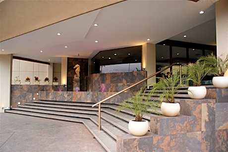 Best Western Plus Plaza Florida & Tower