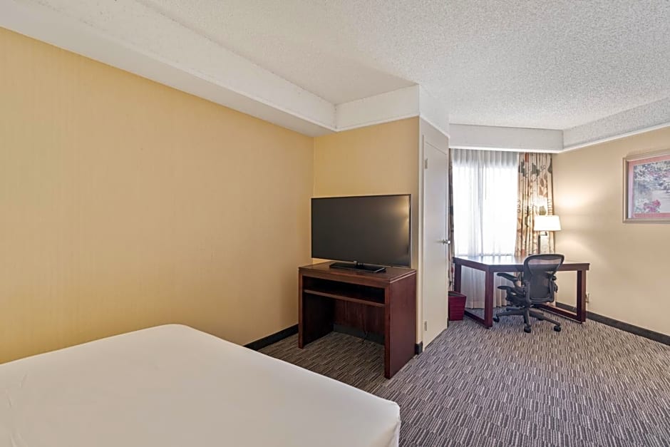 Harmony Suites Secaucus Meadowlands