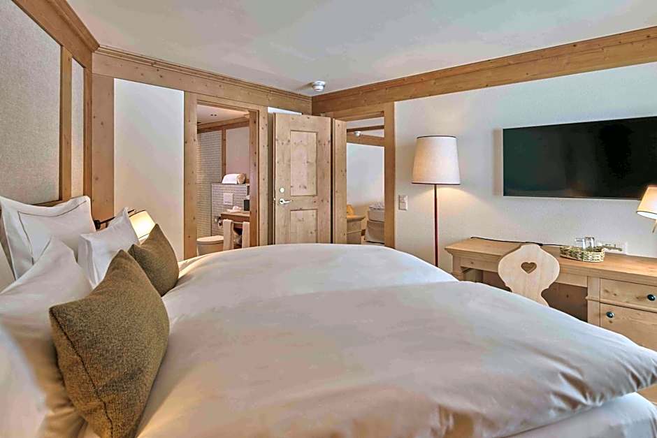The Glacier Hotel - ex Eurotel Victoria -