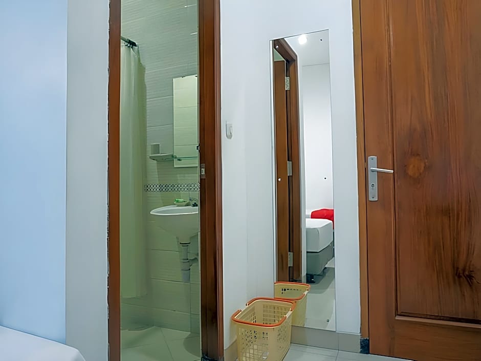 Residences by RedDoorz Syariah @ Buah Batu