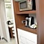Four Points by Sheraton Fayetteville Fort Liberty