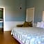 Sea And Breeze Hotel And Condo