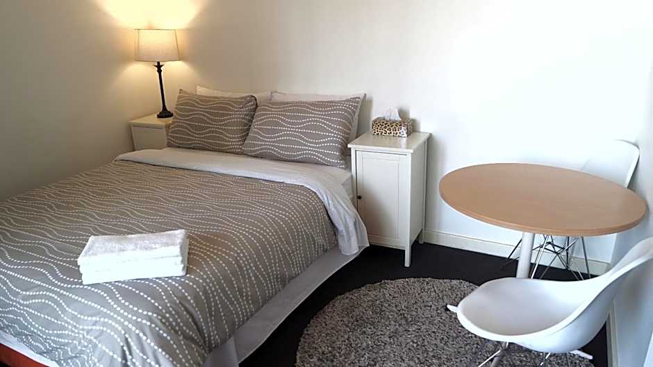 Photo 1 of 23 of Deluxe Studio 1 Queen Bed
