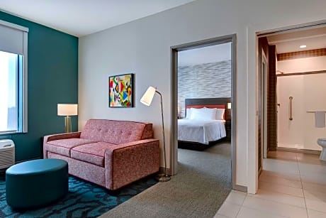 1 King Bed 1 Bedroom Suite