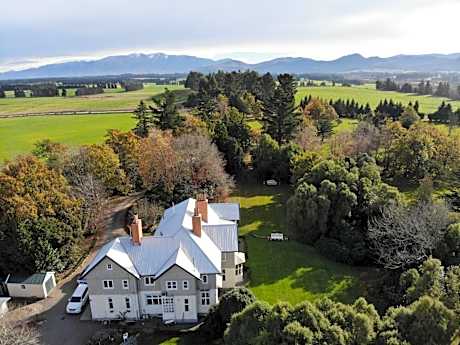 Gunyah Country Estate