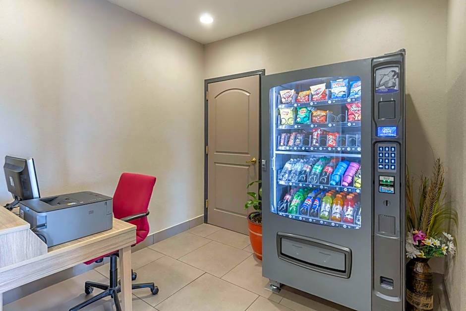 Country Inn & Suites by Radisson, St. Peters, MO