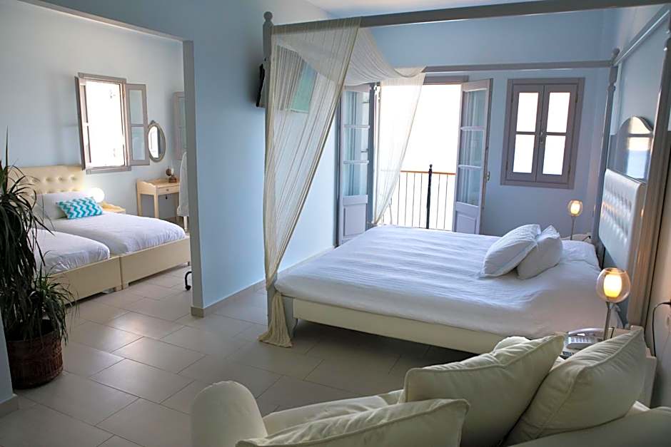 MasouriBlu Boutique Hotel