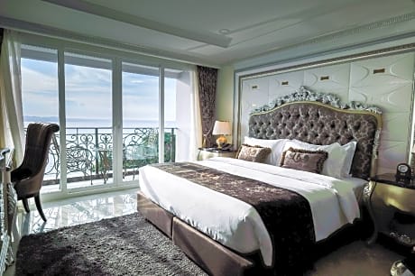 DOUBLE DELUXE SEA VIEW