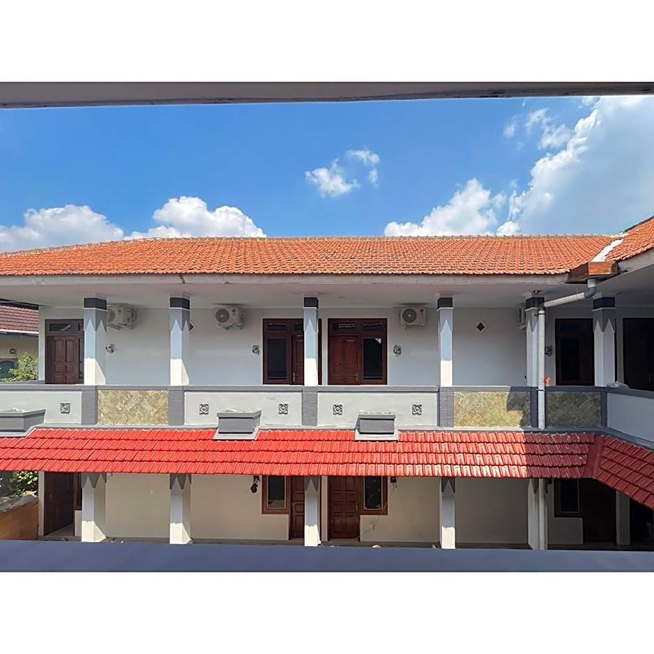 Menerima Kost Putri By RedDoorz