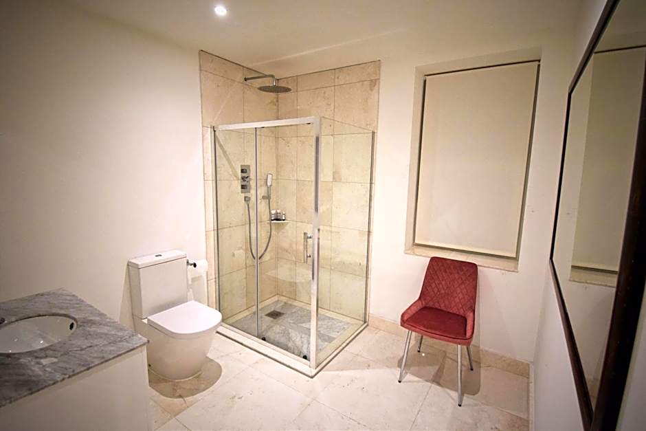 The Chatsworth Hotel