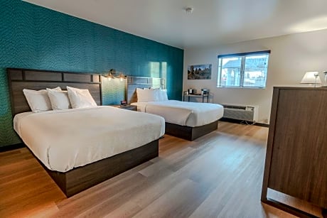 Queen Room with Two Queen Beds