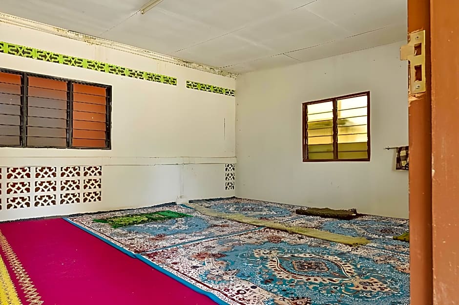 OYO 90454 Haza Harmoni Guesthouse