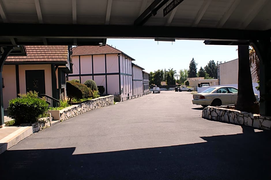Best Whittier Inn