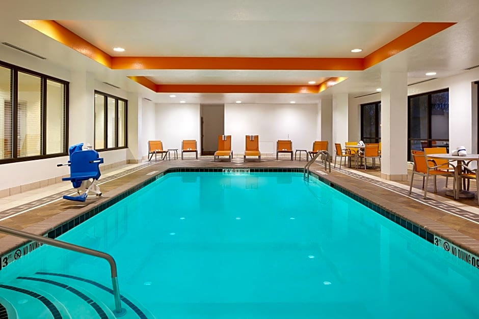 Holiday Inn Express Hotel & Suites Seymour By IHG