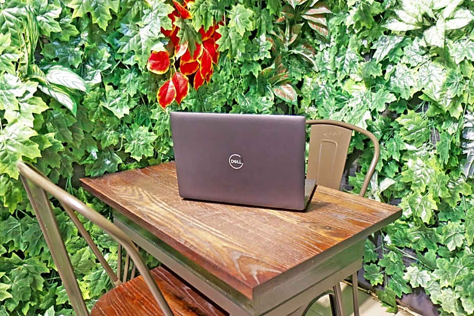 OYO Life 92925 Kost Bu Mala 2 Syariah