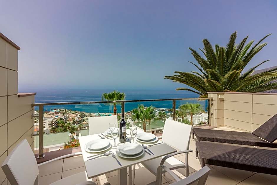 Klayman Diamond Aparthotel