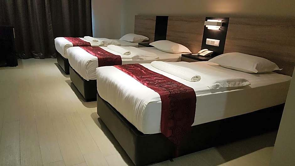 Galaxy Hotel SIMPANG AMPAT