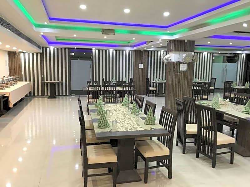 Hotel Sarweshwary