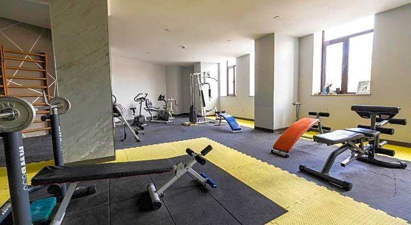 Ararat Hotel