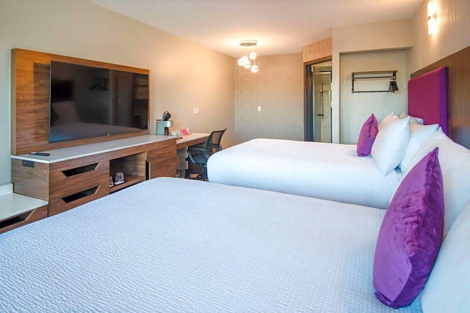 Coast Courtenay Hotel