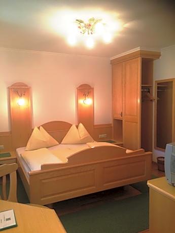 Triple Room with Mountain View