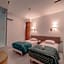 Dewarna Hotel Arifin