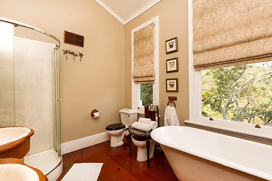 Royston Hall Historical Guesthouse