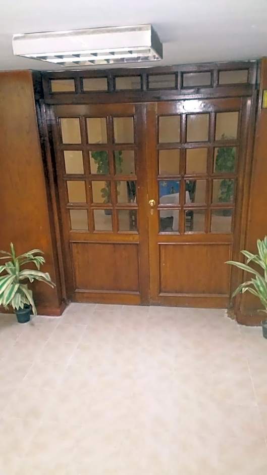 Applicators Hotel