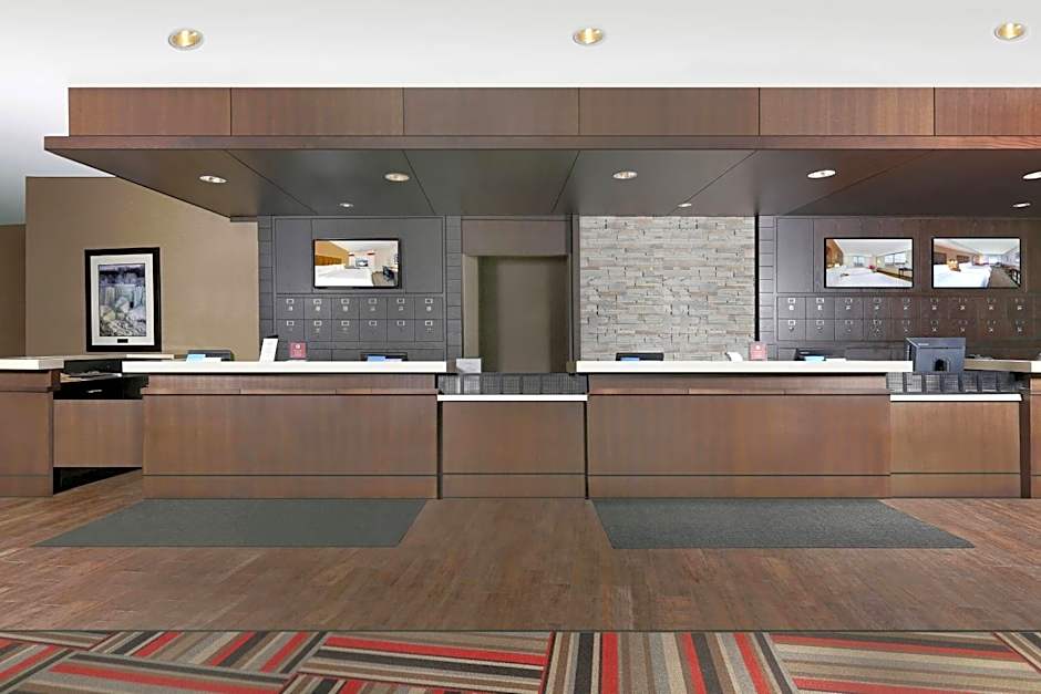 Wyndham Grand Fallsview Hotel