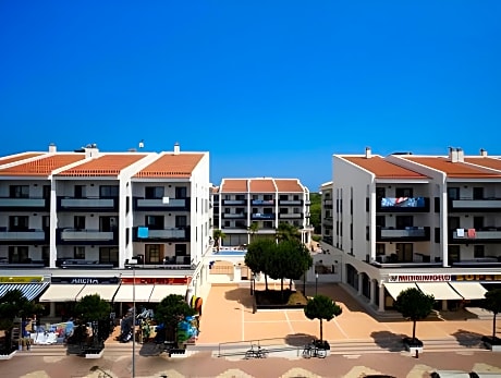 Pins Platja Apartments