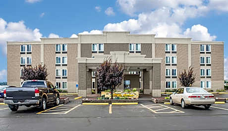 Baymont by Wyndham Scranton Dunmore