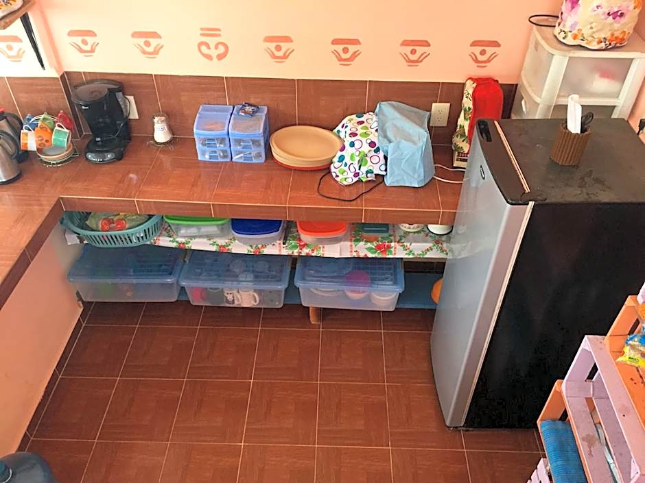 Yaxche Centro Hostal y Camping