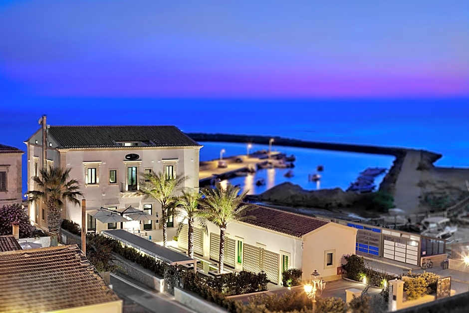 Zafran Boutique Hotel