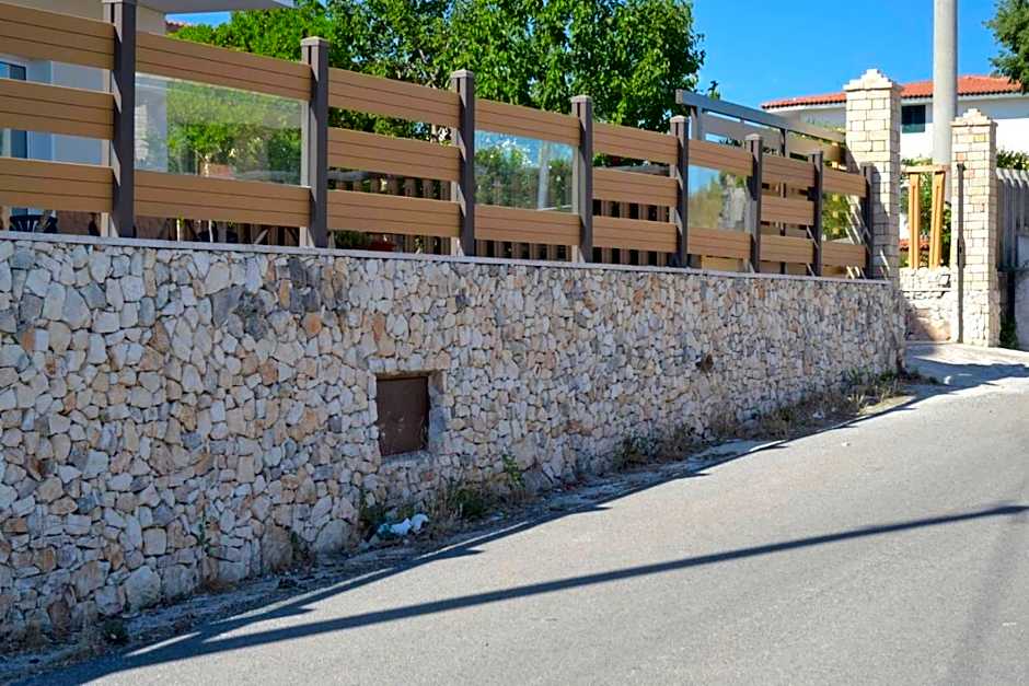 Villa Uria monolocali con e senza angolo cottura