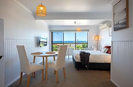 Studio with Sea View