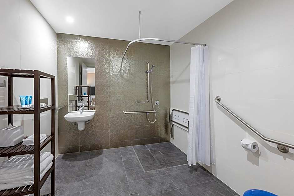 Meriton Suites Church Street, Parramatta