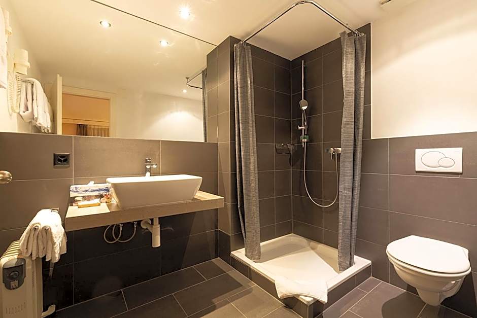 Hotel Central, SPA & LOUNGE BAR