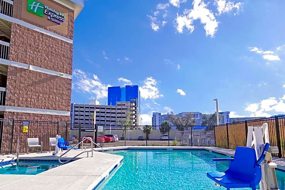 Holiday Inn Express & Suites Phoenix  Tempe By IHG