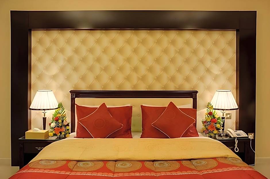 Deira Suites Deluxe Hotel Suites