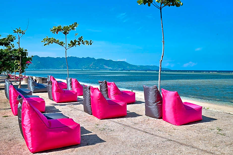 PinkCoco Gili Air - Constant Surprises & for Cool Adults Only