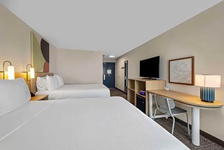 Queen Room with Two Queen Beds