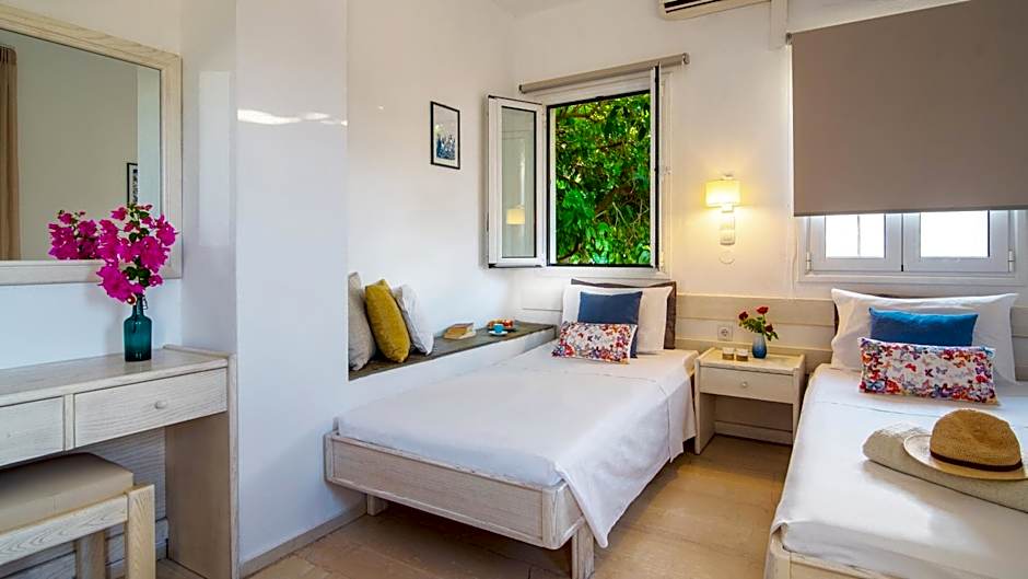 Melissa Apartments, Studios & Suites